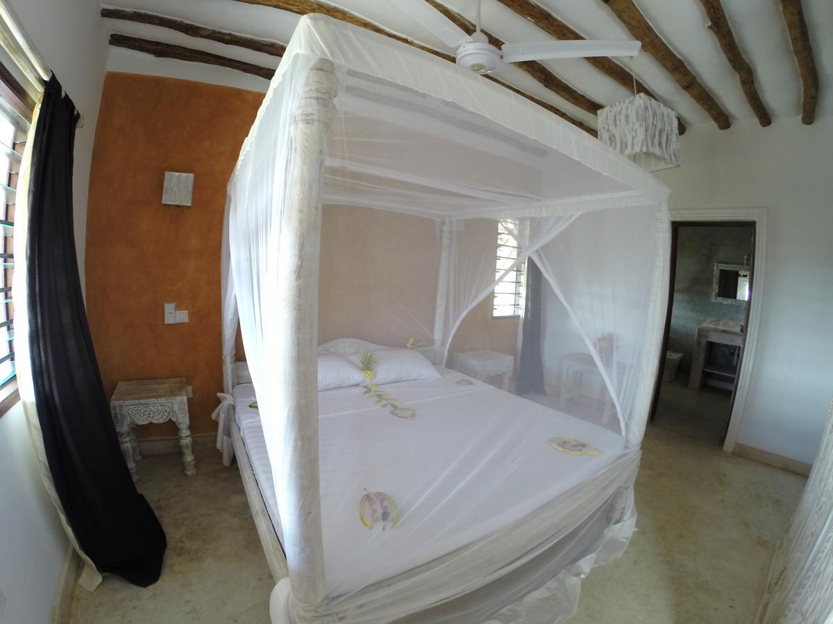 Nyumba Ya Afrika Bed and Breakfast Watamu Eksteriør billede