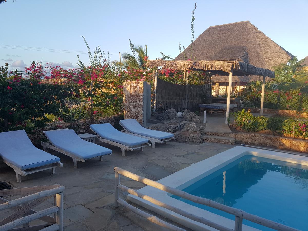 Nyumba Ya Afrika Bed and Breakfast Watamu Eksteriør billede