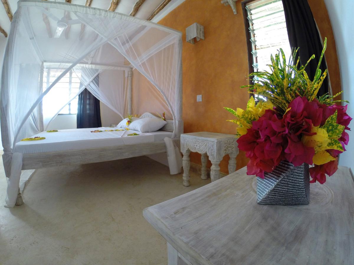 Nyumba Ya Afrika Bed and Breakfast Watamu Eksteriør billede